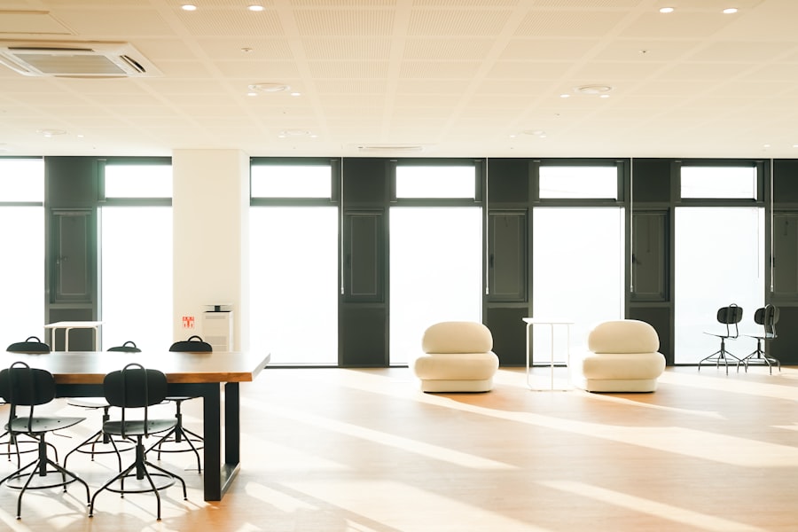 Photo AI transformation, Leadership, Office setting  

